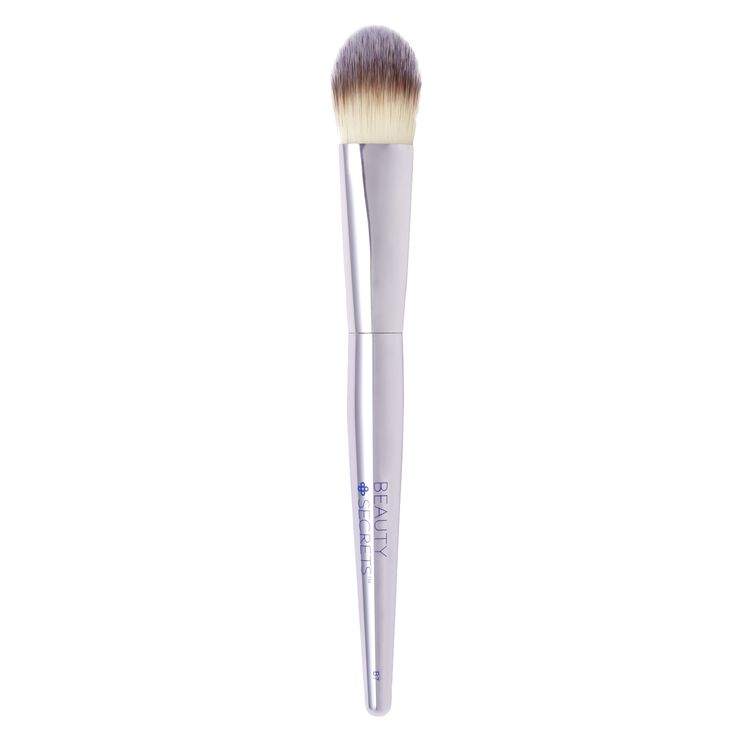 Paddle Foundation Brush