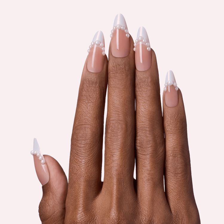 Nailbliss Gel Nails Pearling