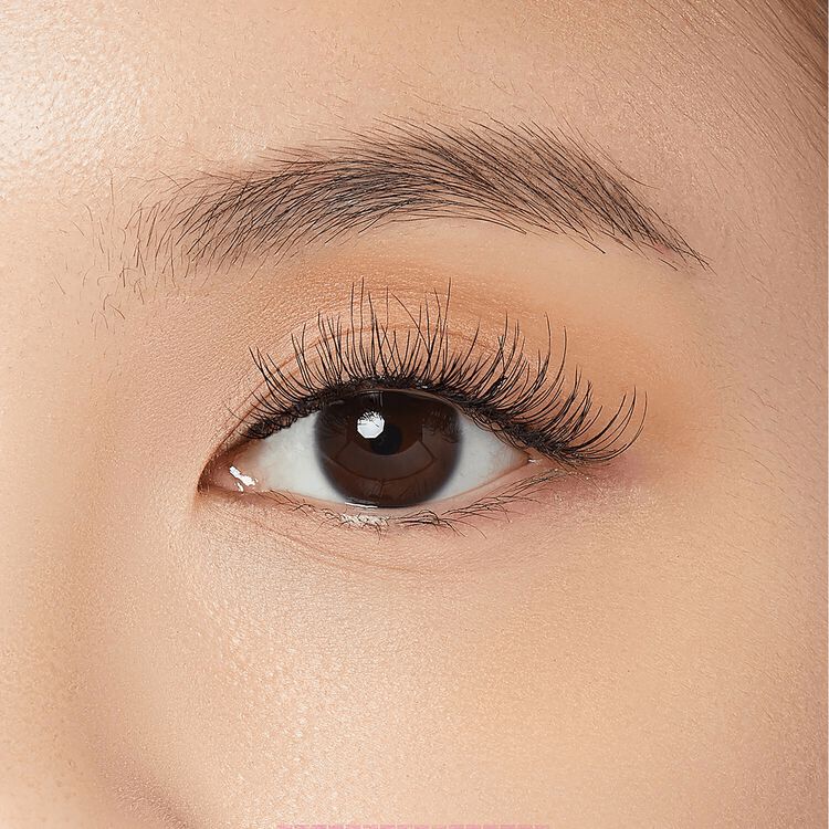 The New Natural Trio False Eyelash Clusters 01