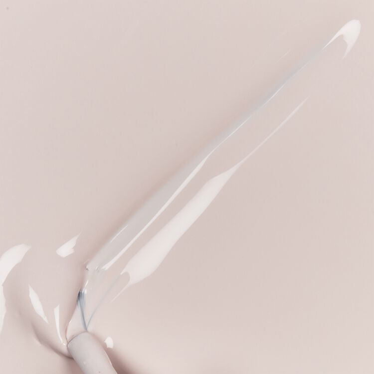 Glowing Petals Nail Lacquer