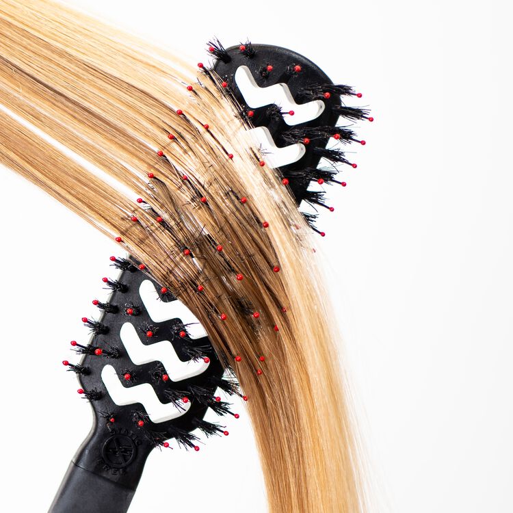 Static Free Fast Flo Vent Brush