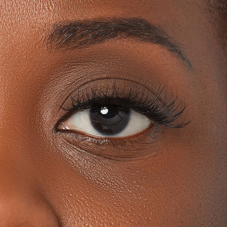 The New Natural False Eyelashes - White Shirt