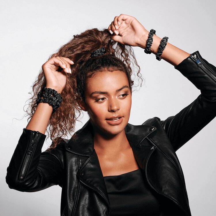 Black Ruched Ribbon Scrunchies