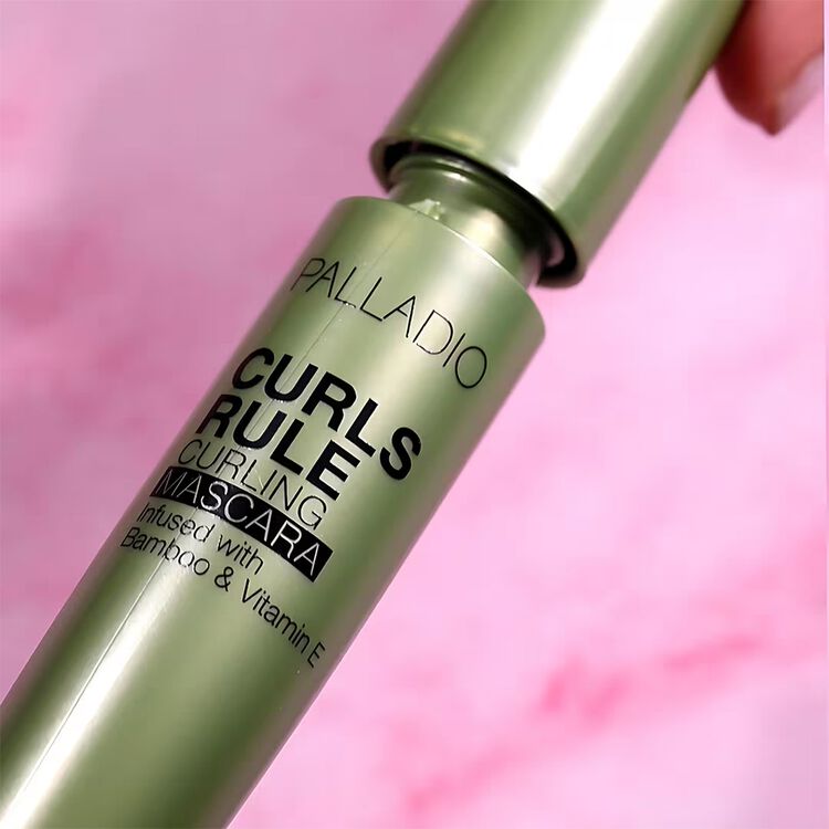Curls Rule! Mascara Black
