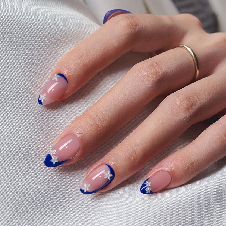 XCOATPRESS Press On Nails Short Almond - Blue Blossom