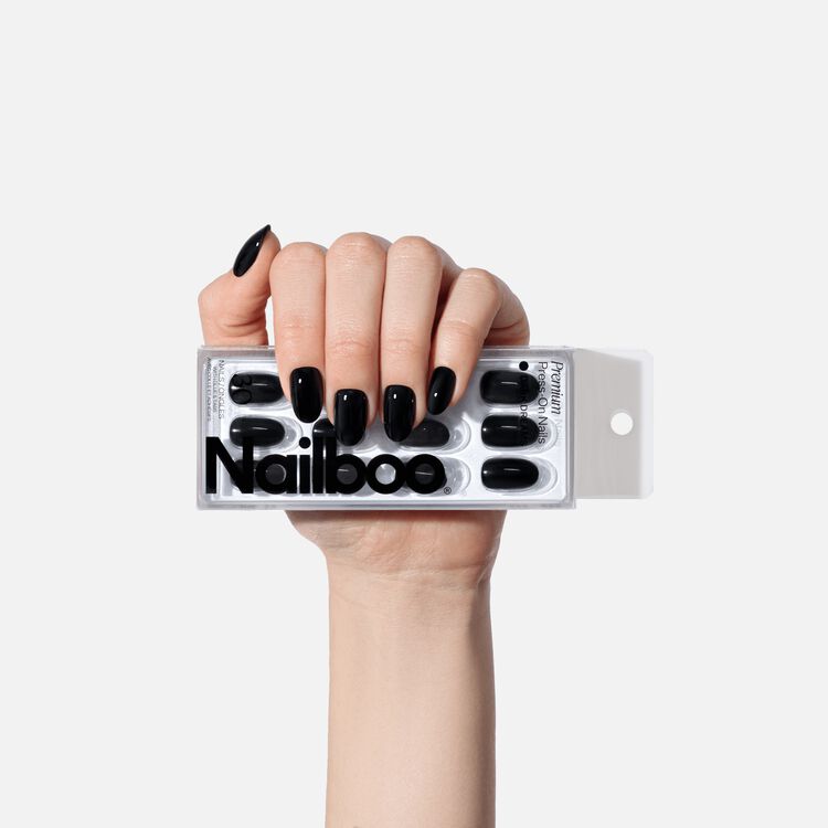 Dark Dreams (Medium Round) Premium Press On Nails