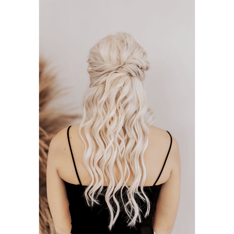 18" Ultra-Seamless Clip-in Hair Extensions Platinum Ice