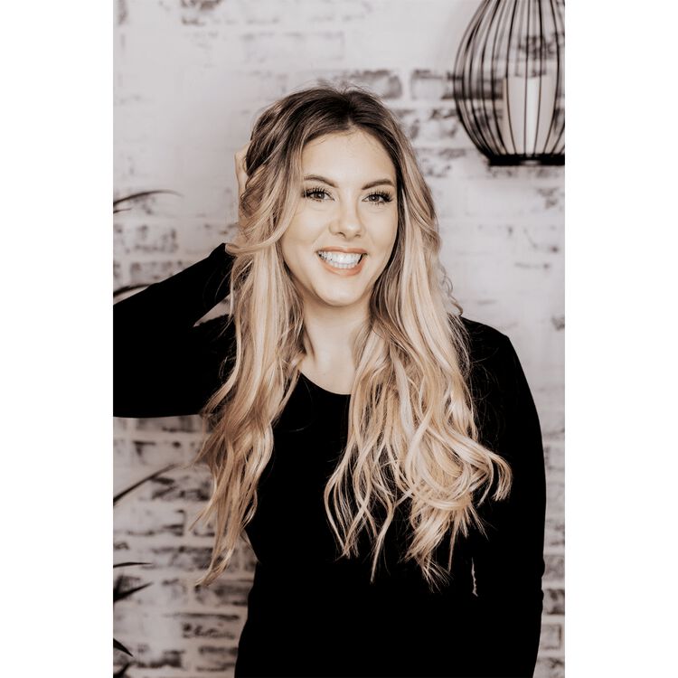 Barely Xtensions Ultra Seamless Clip In 27/613 Blonde Frost Remy Hair