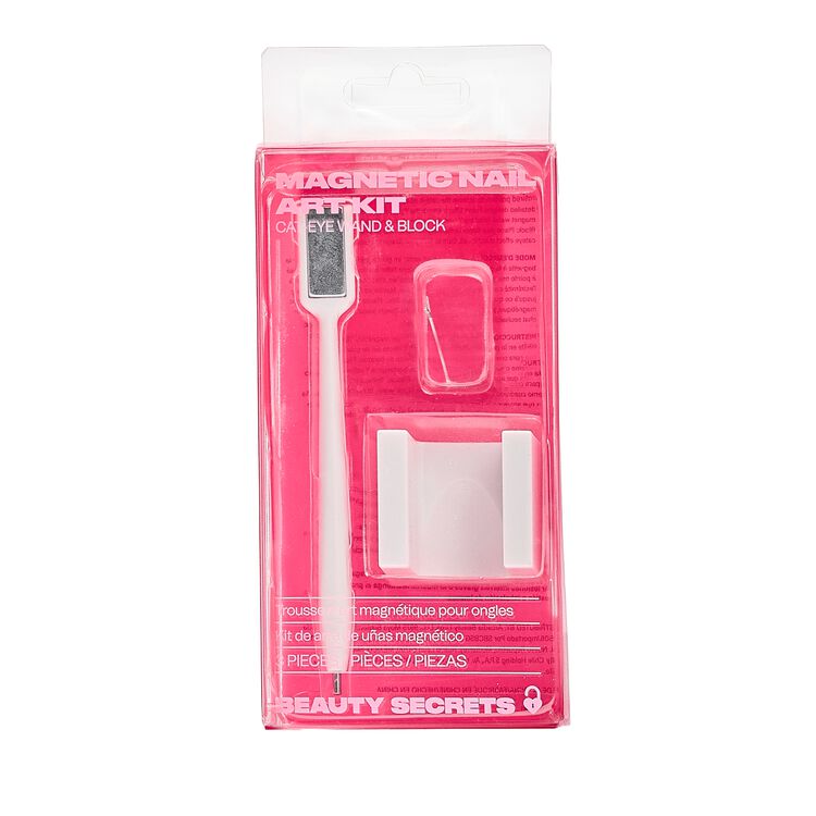 Magnetic Nail Art Kit