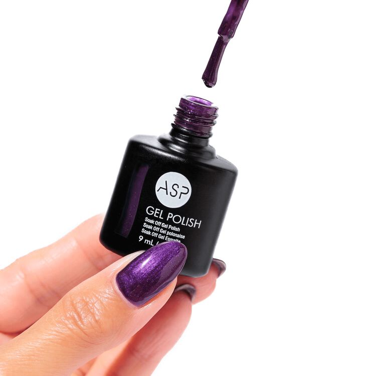 I'm Royalty Purple Gel Polish