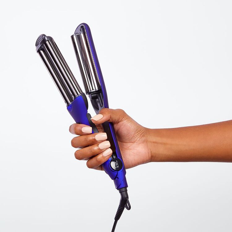 Titanium Pro Triple Barrel Waver