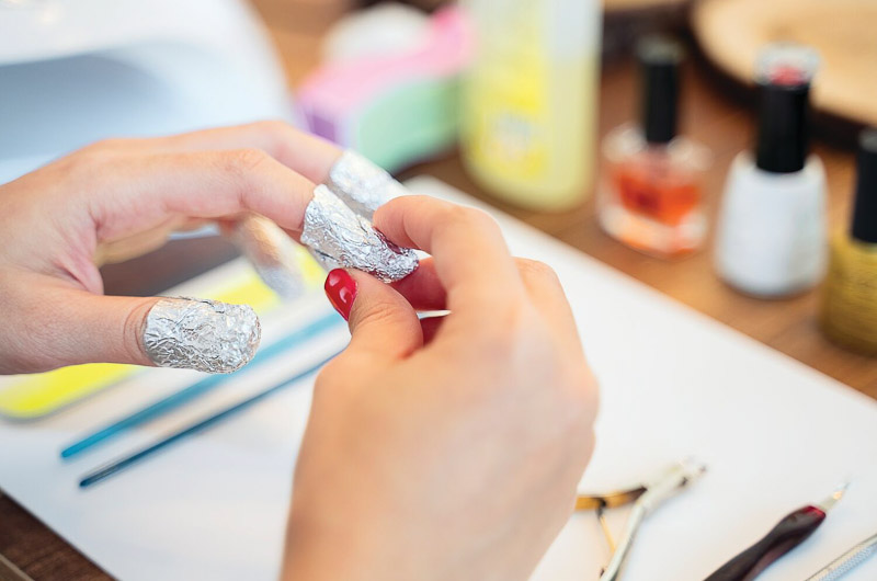 Ways to Remove Acrylic Nails Without Acetone at Home | False Eyelashes