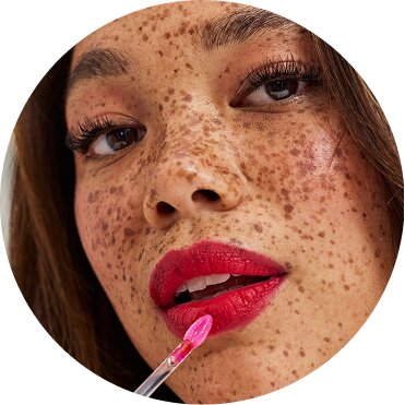 Cosmetics & Skincare
